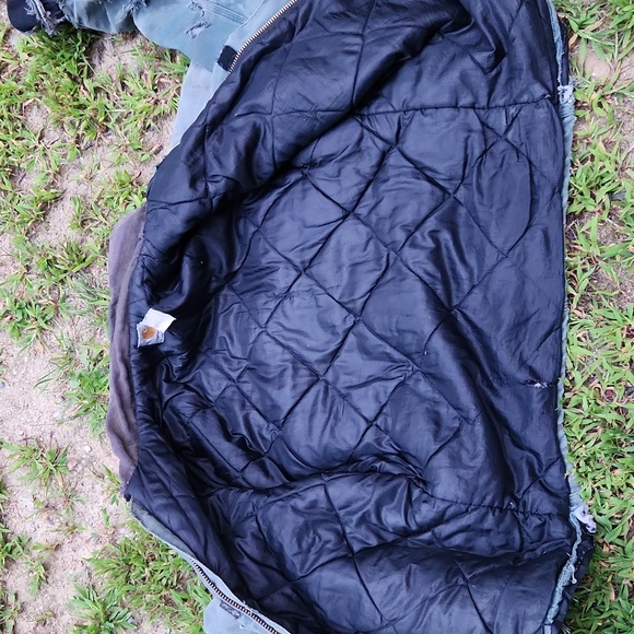 Carhartt  Chore Coat Vintage THRASHED Green Stained Ripped Canvas Grunge - Picture 9 of 9